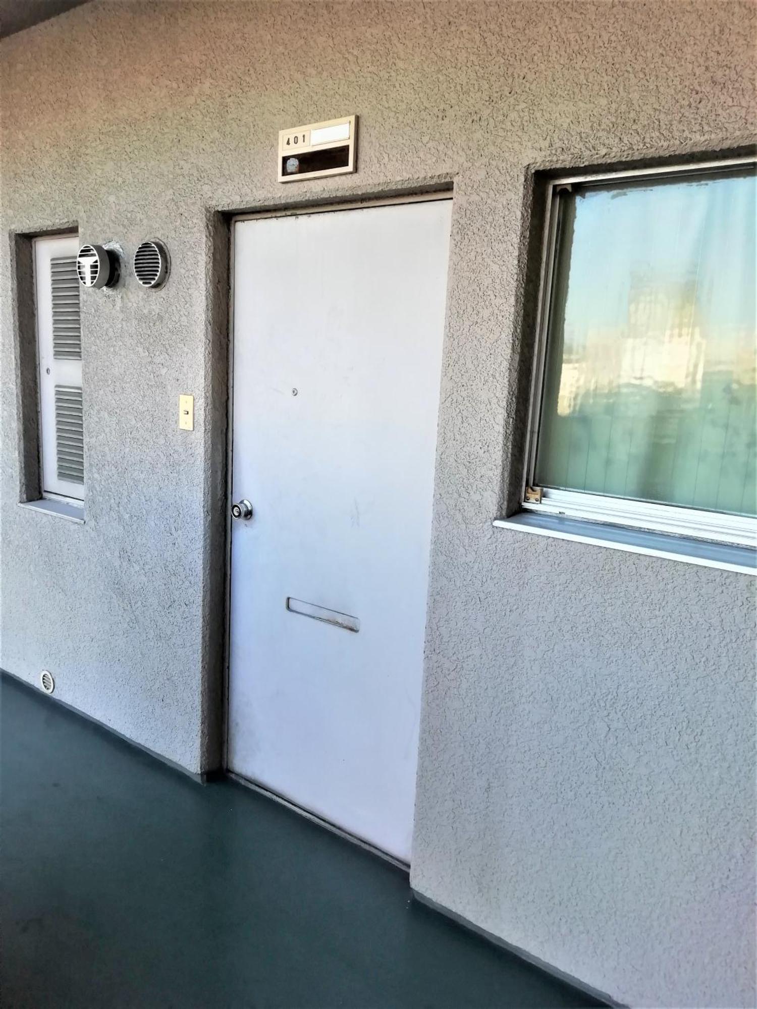 Near Tram Apartment Окаяма Екстериор снимка